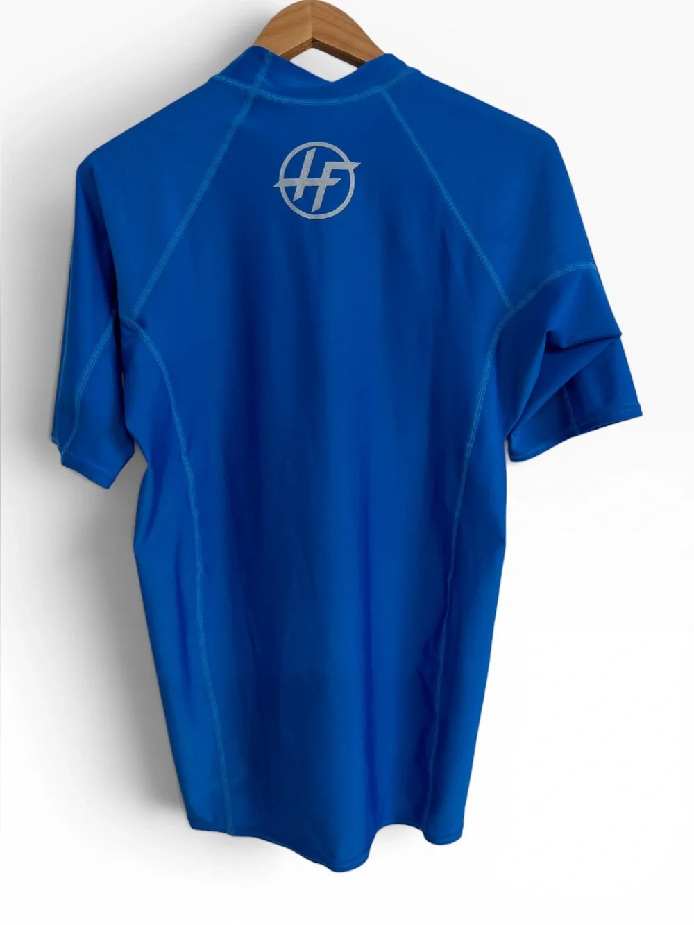 Hyperflex Blue 50+ UV Rash Guard Short Sleeve Swim Surf Shirt NWT Men’s Medium